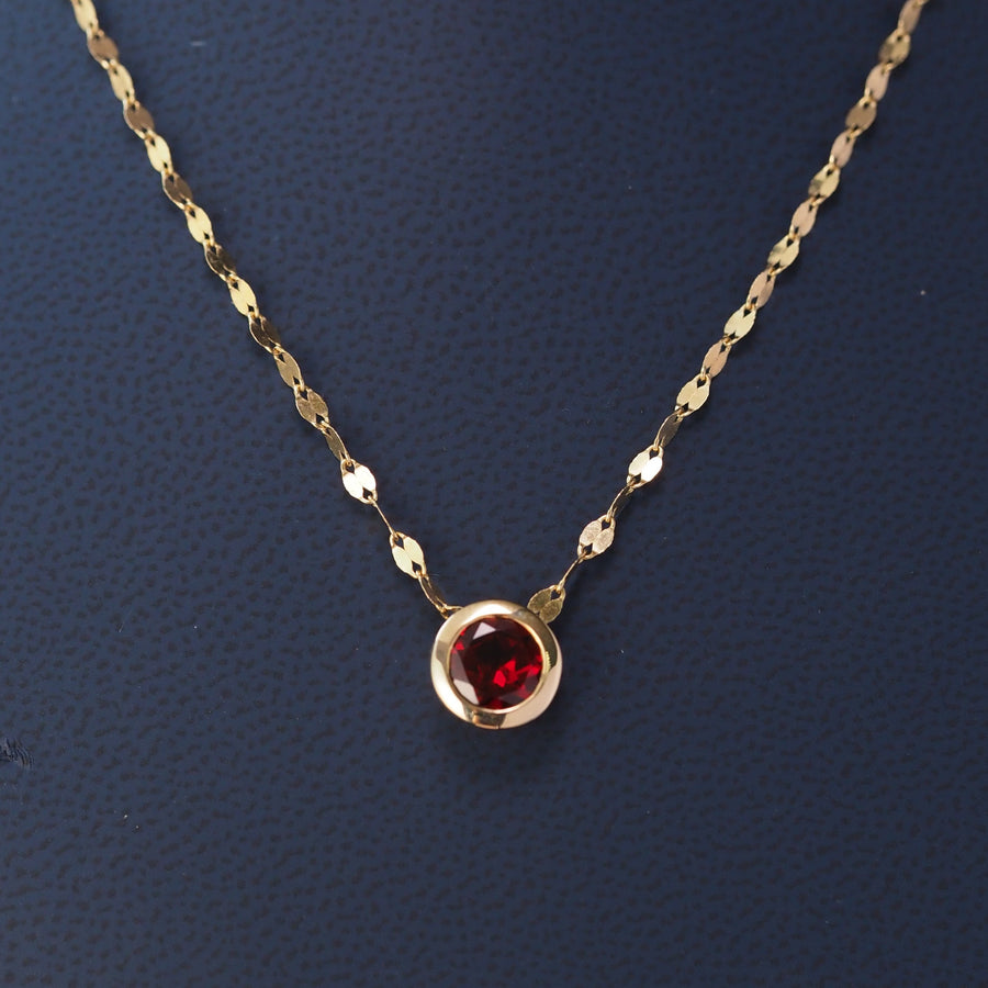 14 Karat Yellow Gold Garnet Pendant