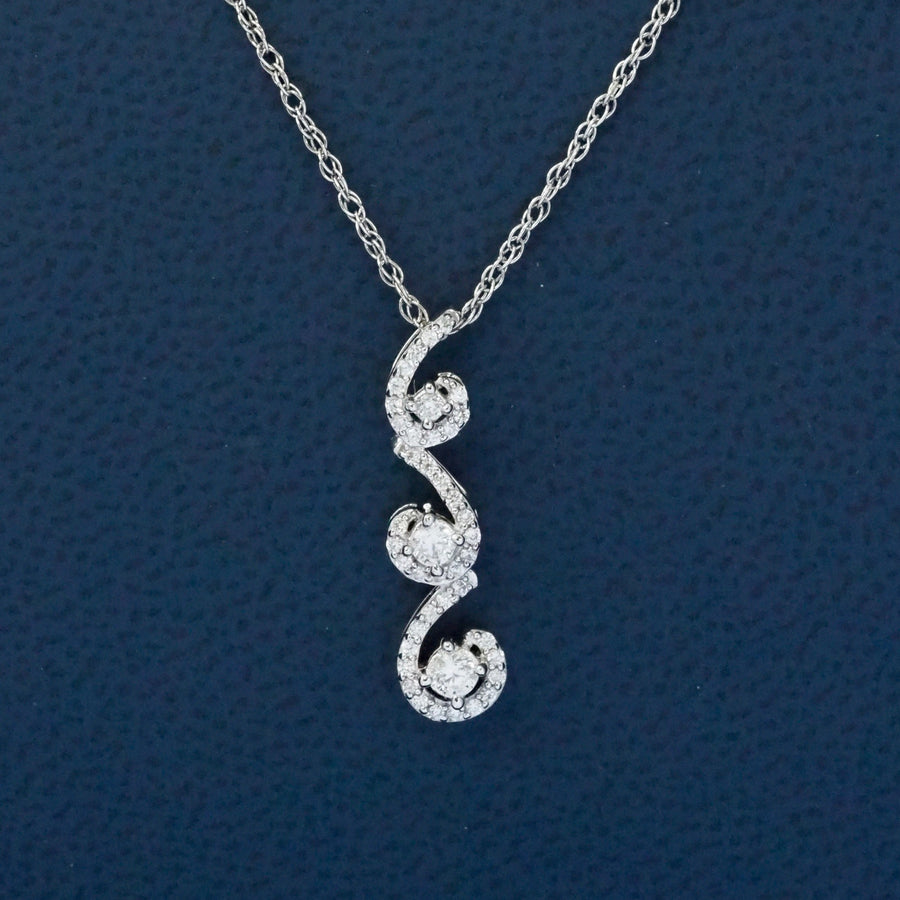 Silver Twisted Pendant